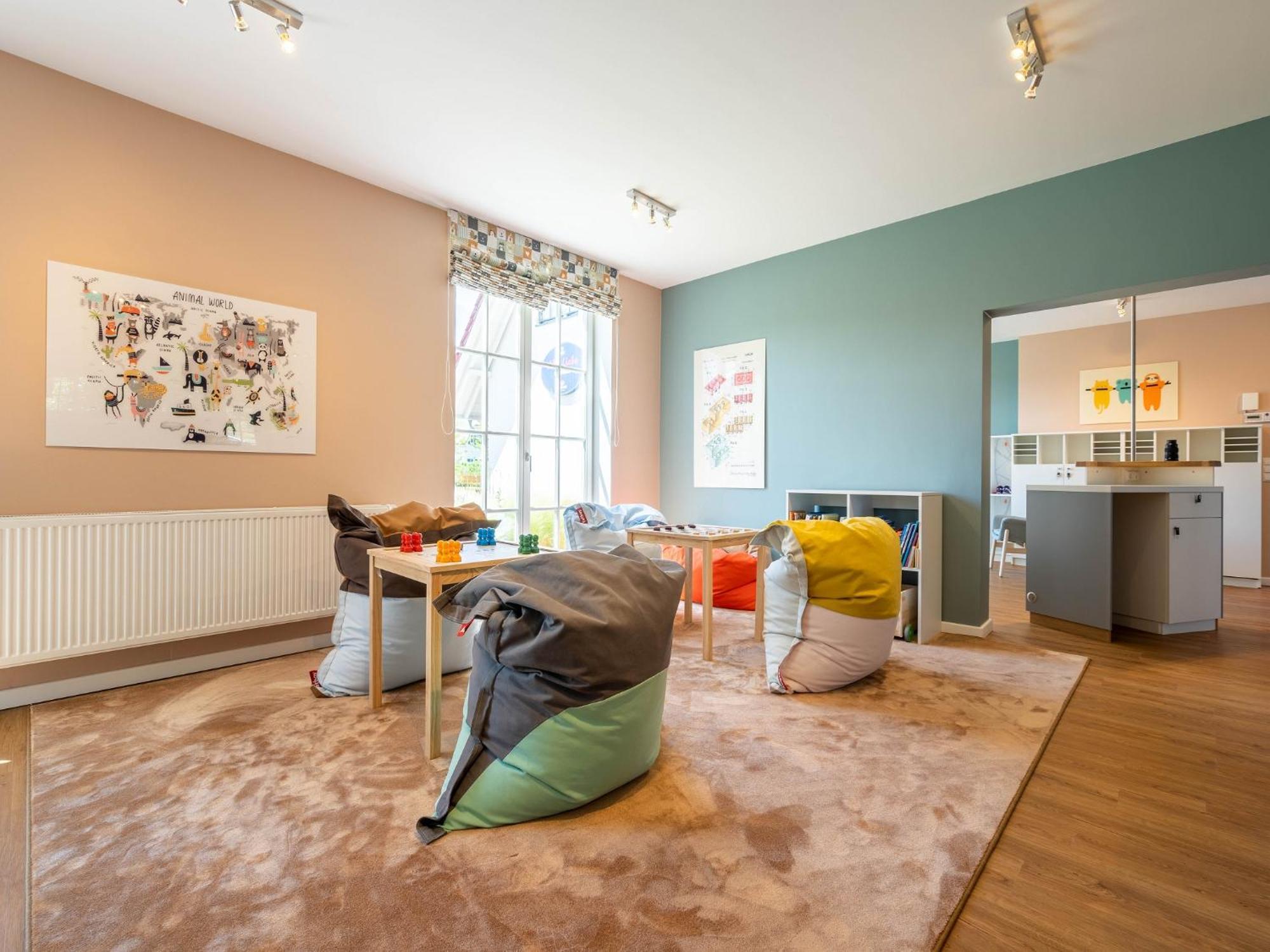 Reetland Am Meer - Luxusplus Reetdachvilla Mit 4 Schlafzimmern, Aussensauna, Loungebereich Und Kamin G07 Dranske Kültér fotó